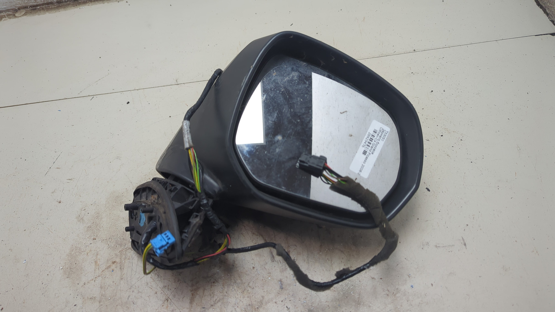 Зеркало правое электрическое