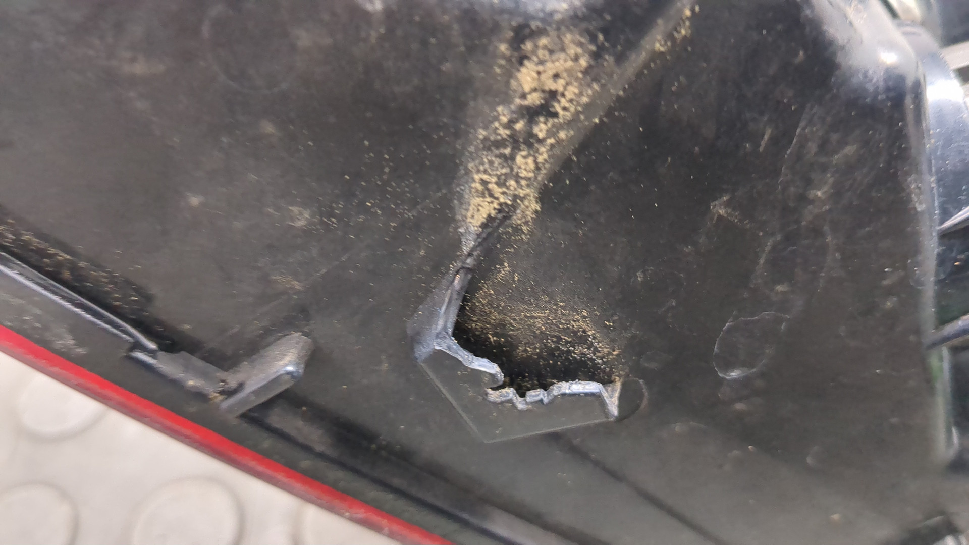 Фонарь задний левый