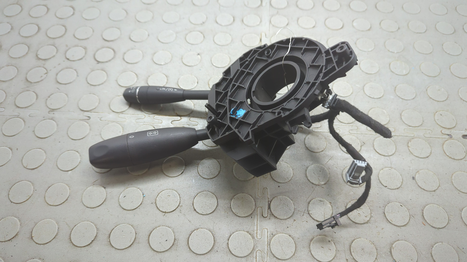 Переключатель подрулевой