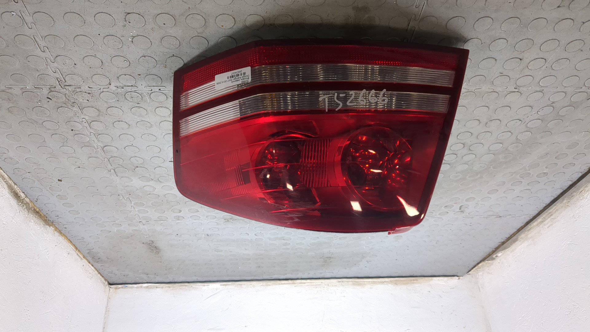 Фонарь задний правый