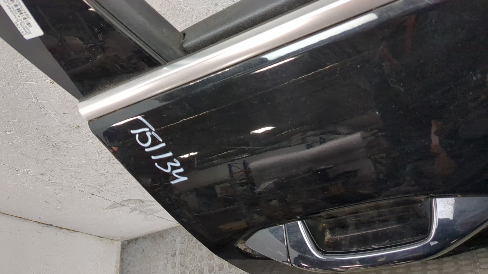 Дверь передняя правая