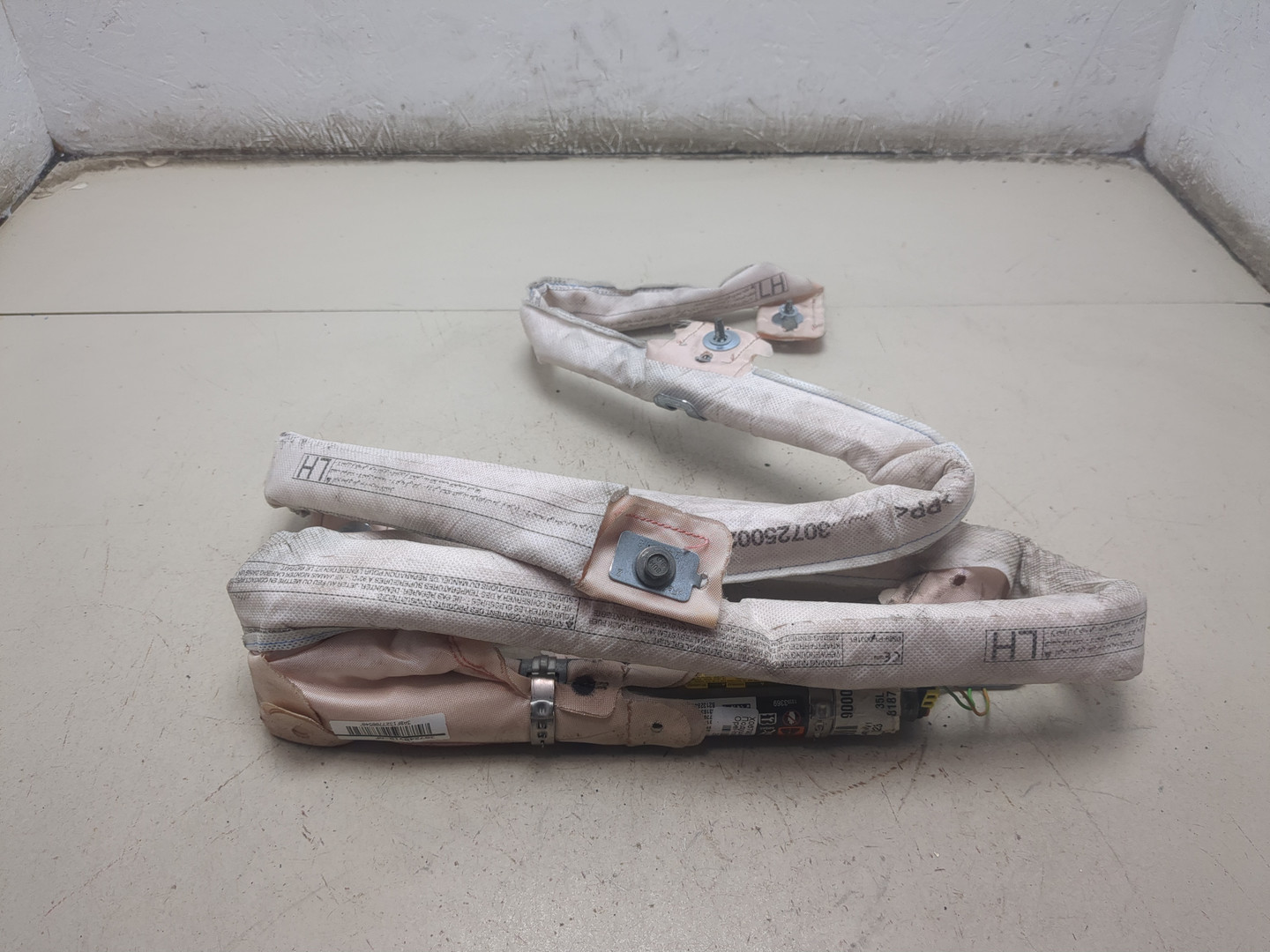 Подушка безопасности боковая (шторка)