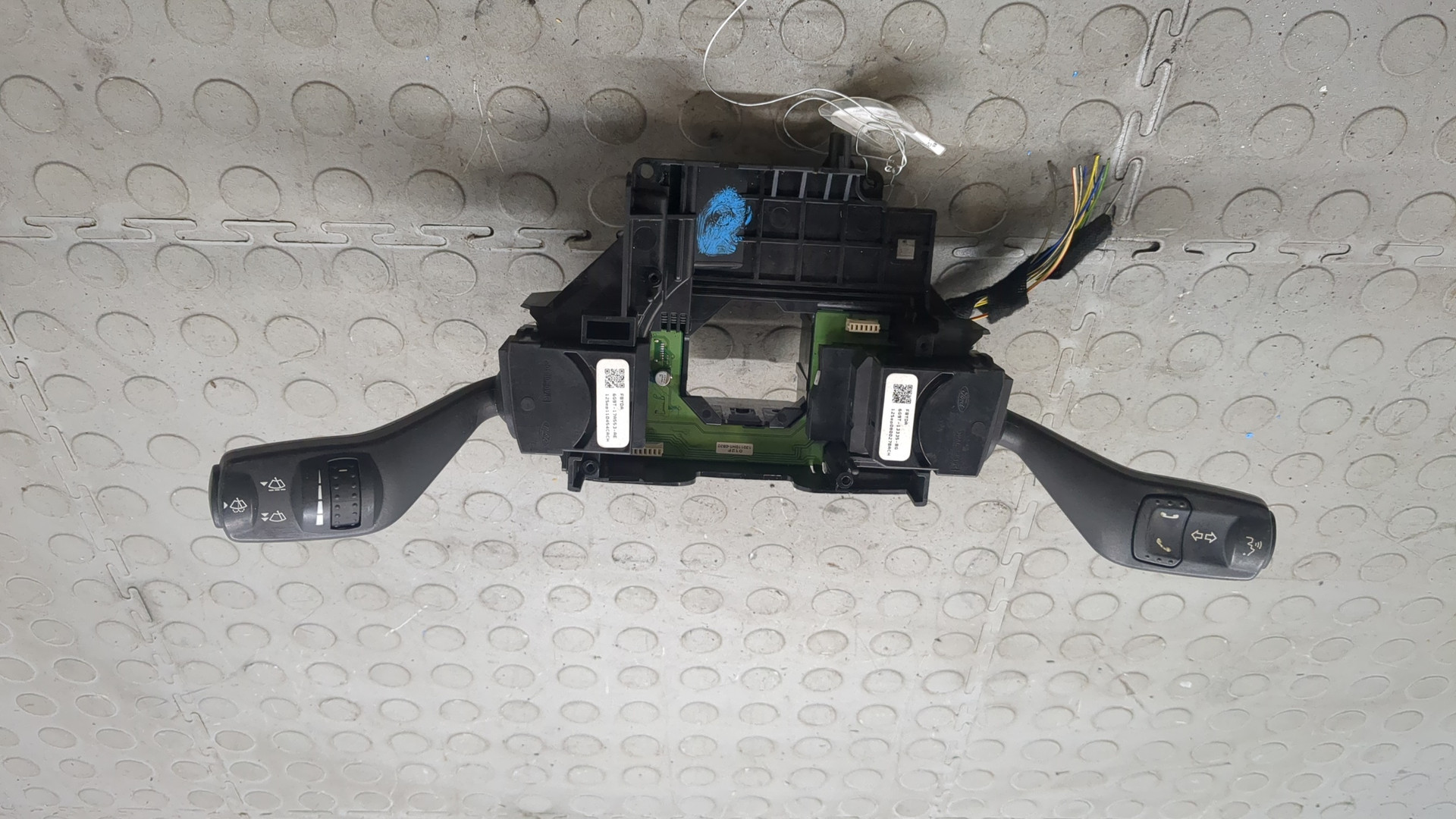 Переключатель подрулевой