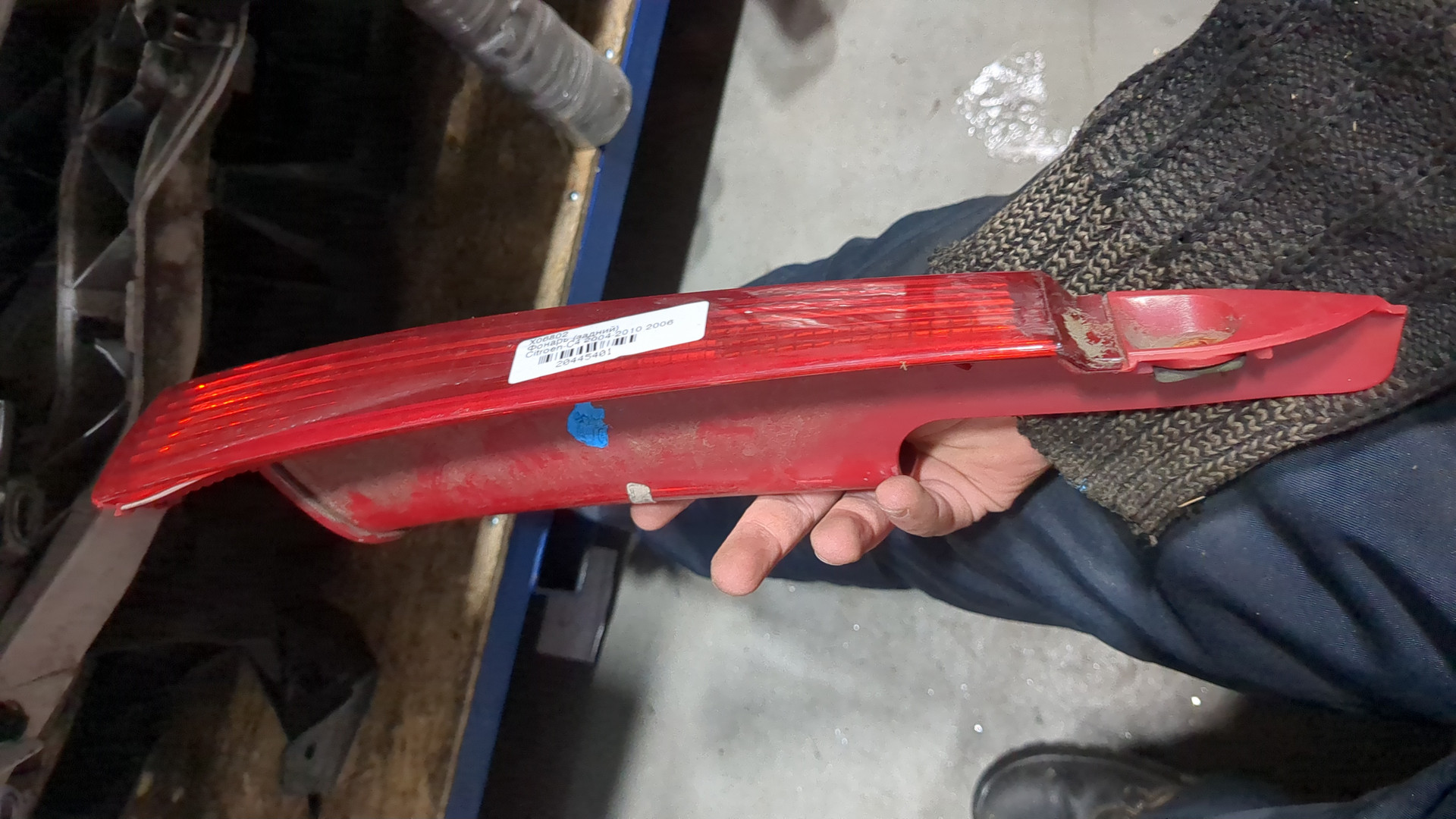 Фонарь задний правый