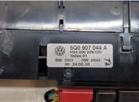  Переключатель отопителя (печки) Volkswagen Polo 2001-2005 20445863 #5