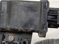 Ручка крышки багажника Toyota RAV 4 2006-2013 20448770 #2