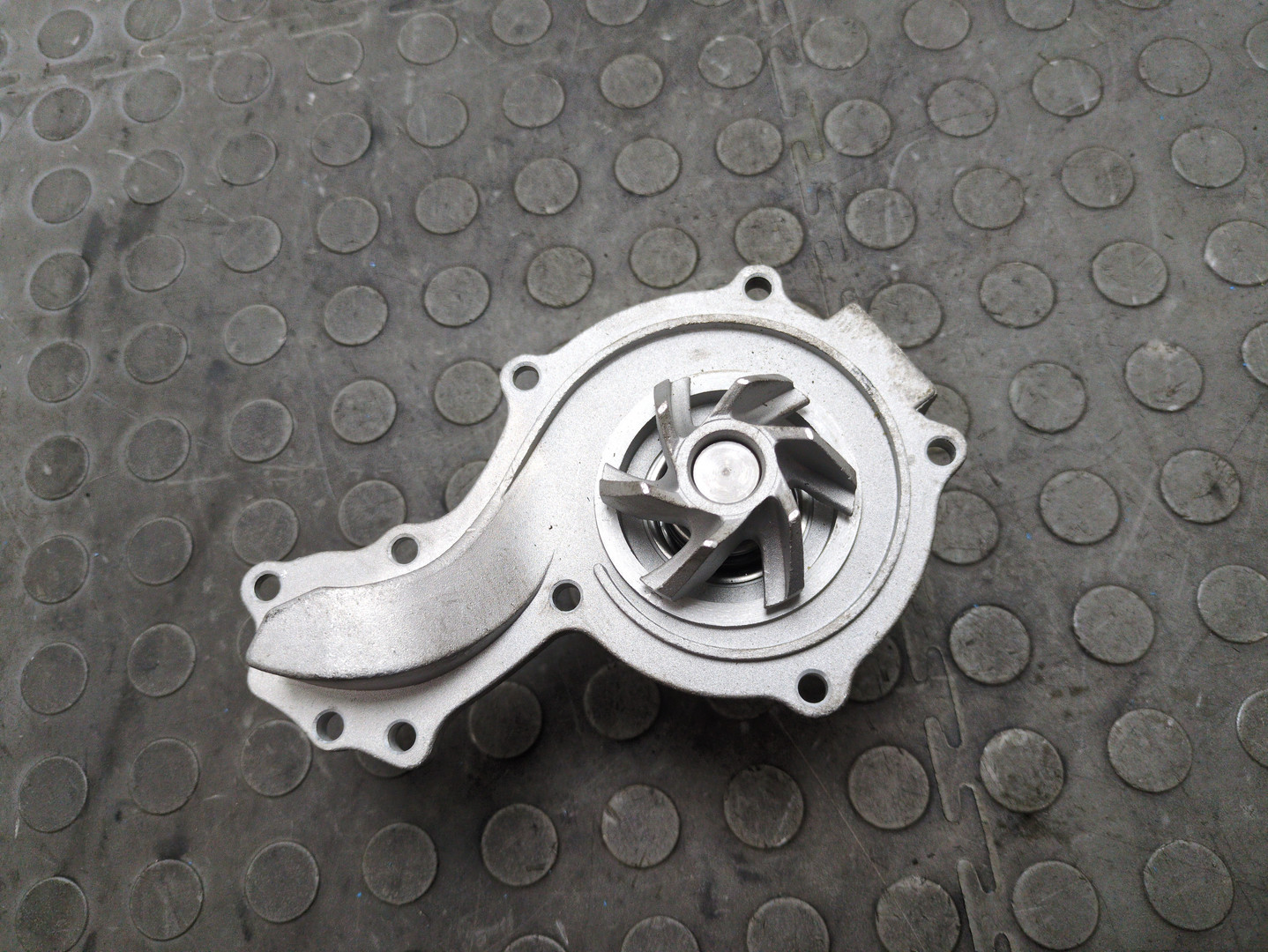 Насос водяной (помпа)