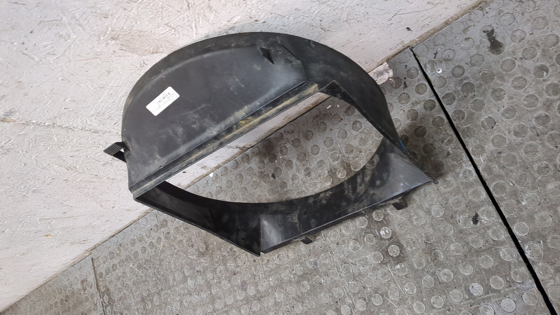 Диффузор вентилятора