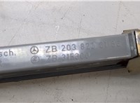  Фонарь дополнительный (стоп-сигнал) Mercedes C W203 2000-2007 20452083 #2