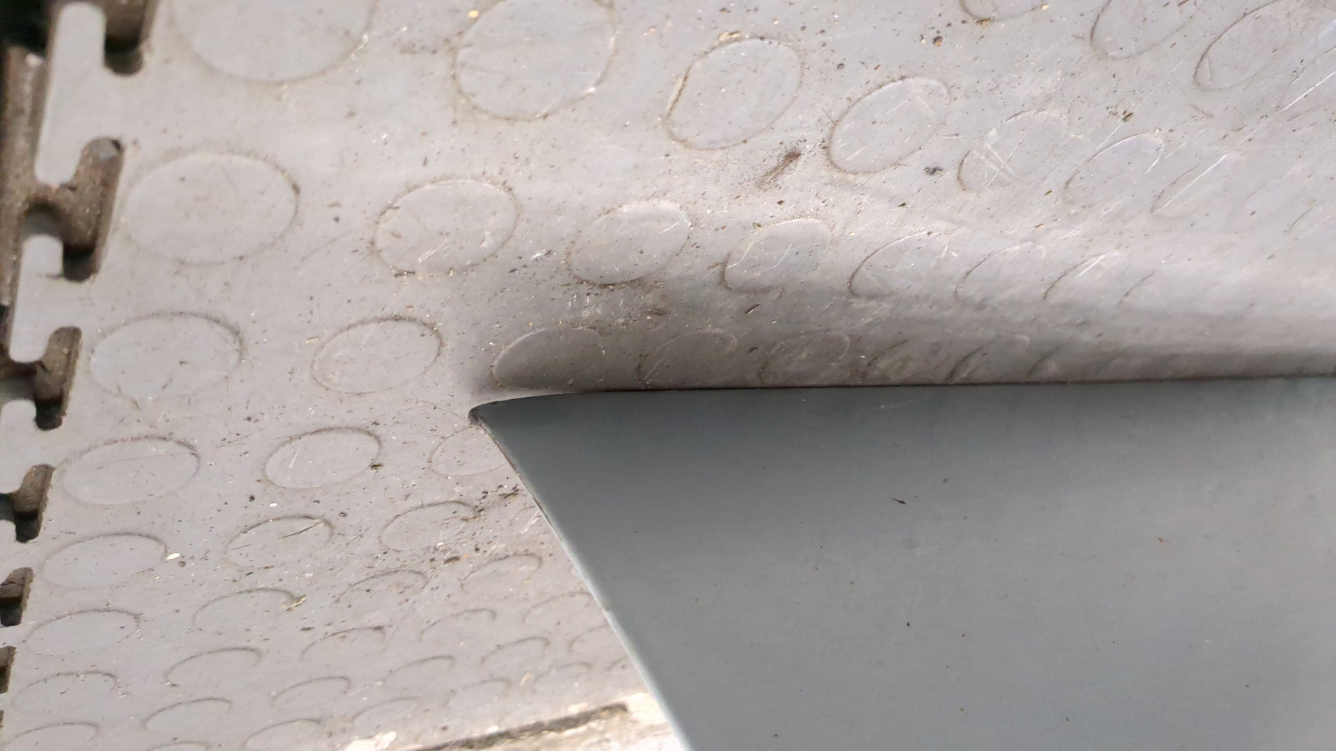 Дверь передняя левая