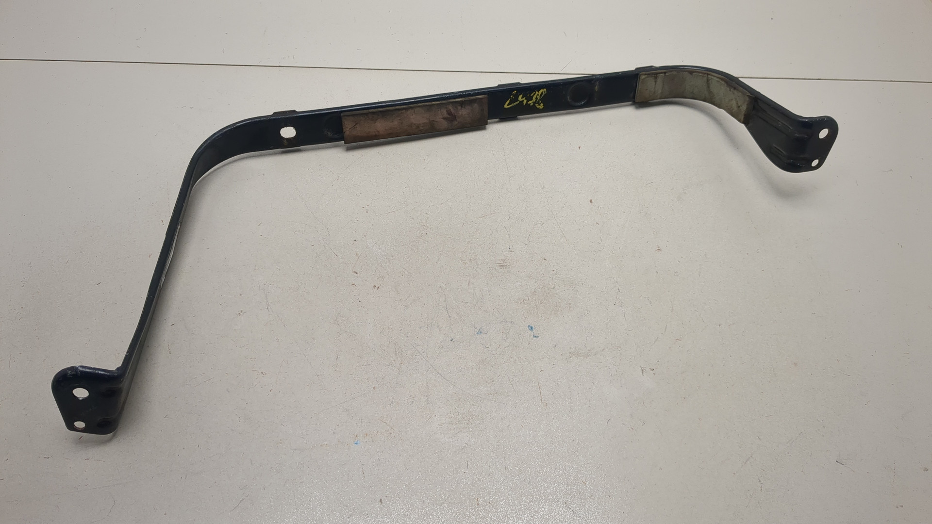 Лента крепления бензобака