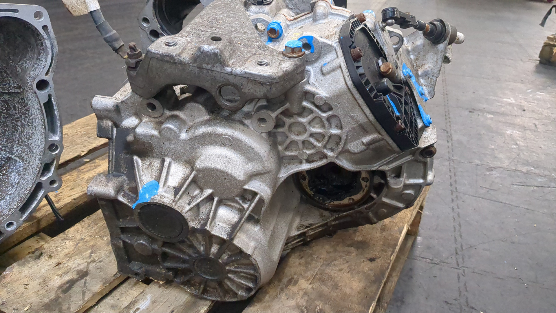 АКПП (автоматическая коробка переключения передач)