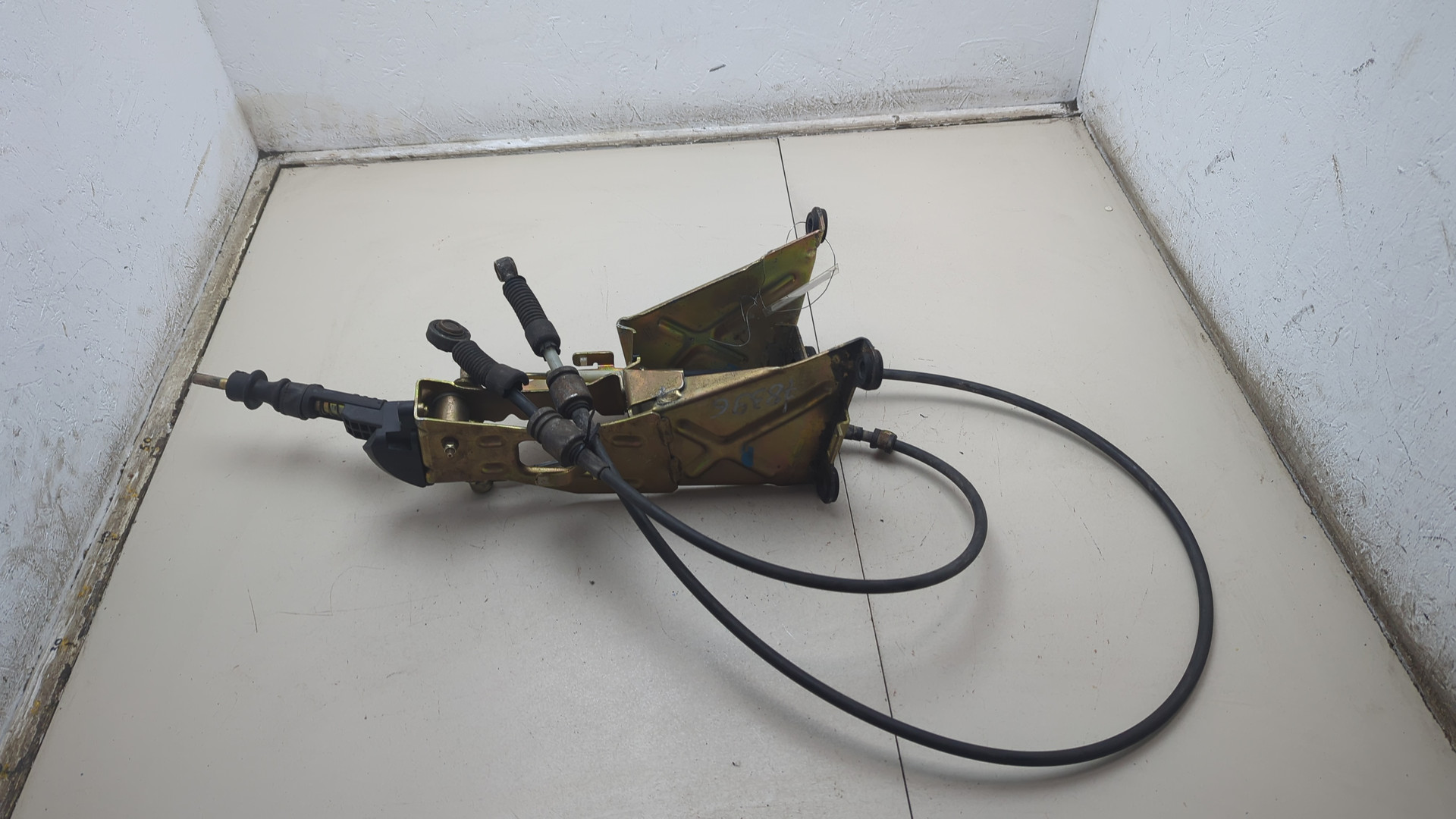 Кулиса МКПП / АКПП