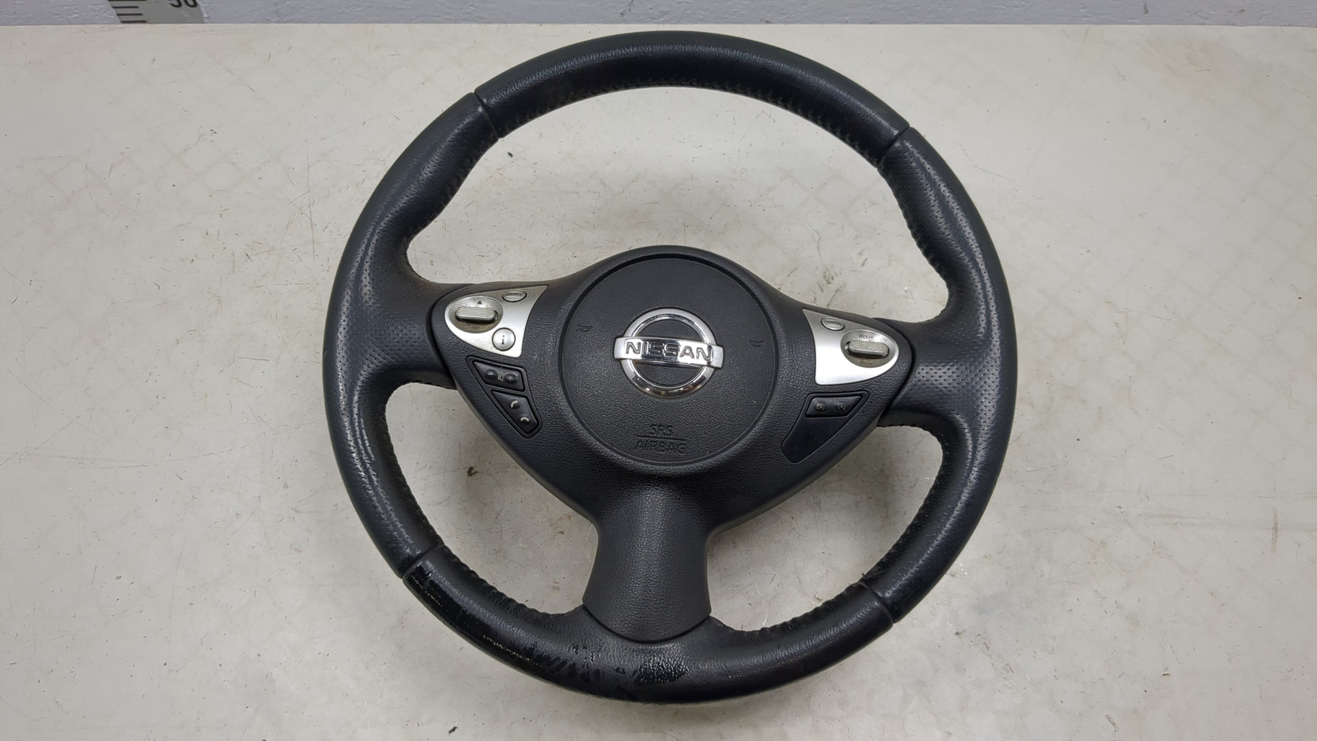 Рулевое колесо (руль)