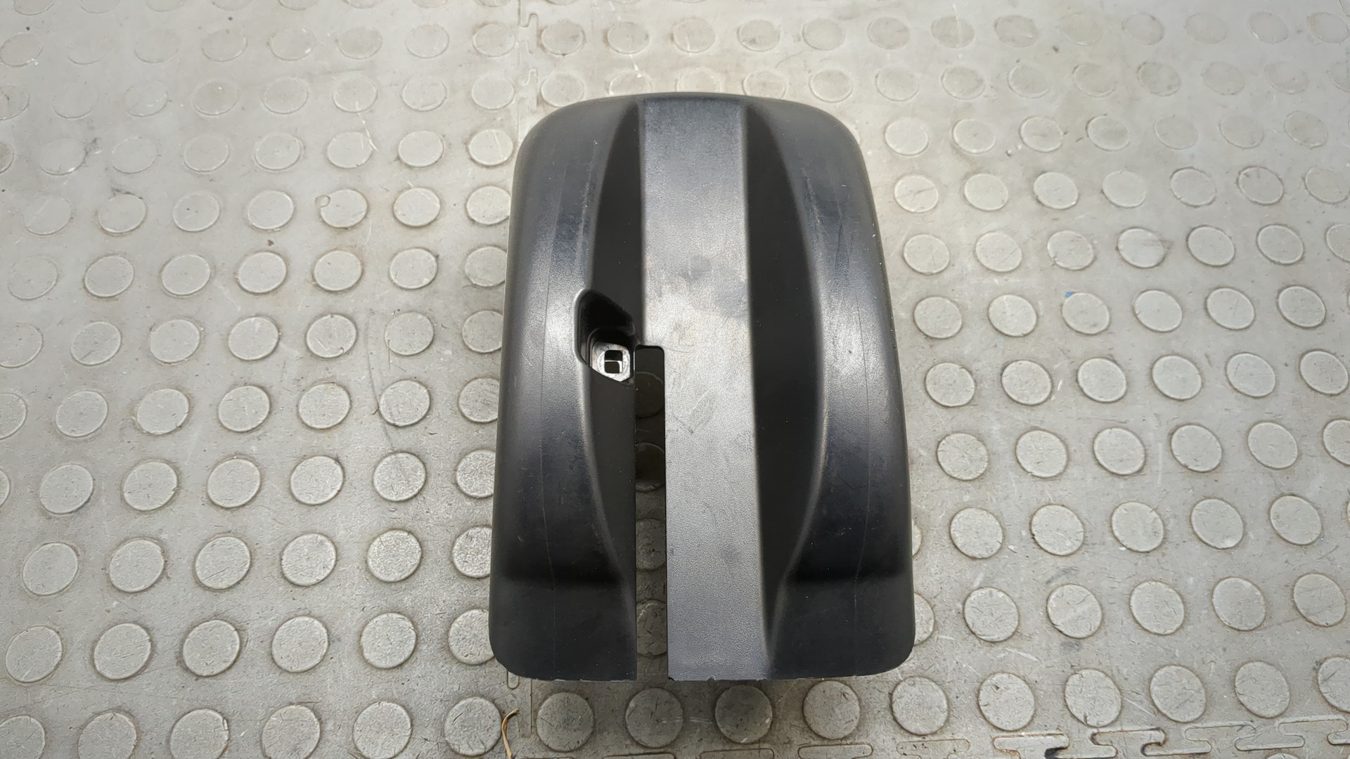 Кожух рулевой колонки