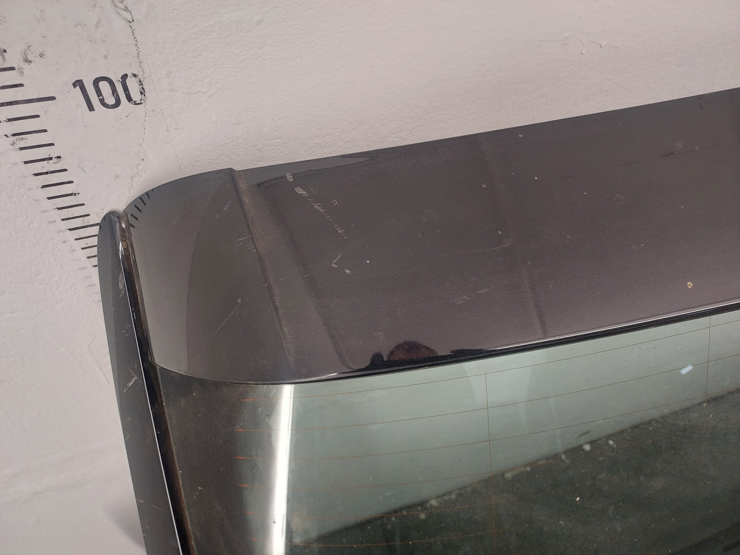 Дверь багажника