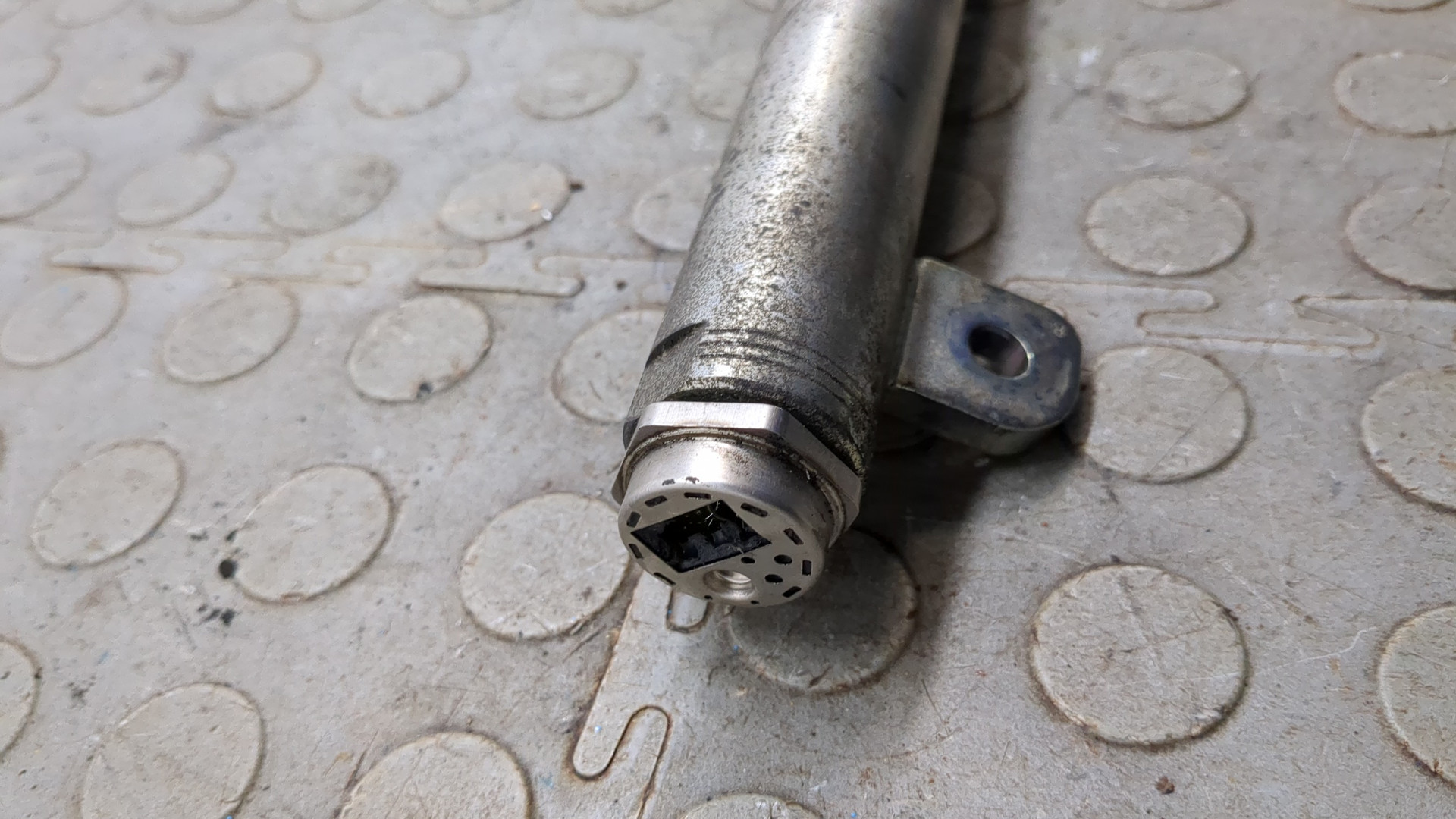 Рейка топливная (рампа)