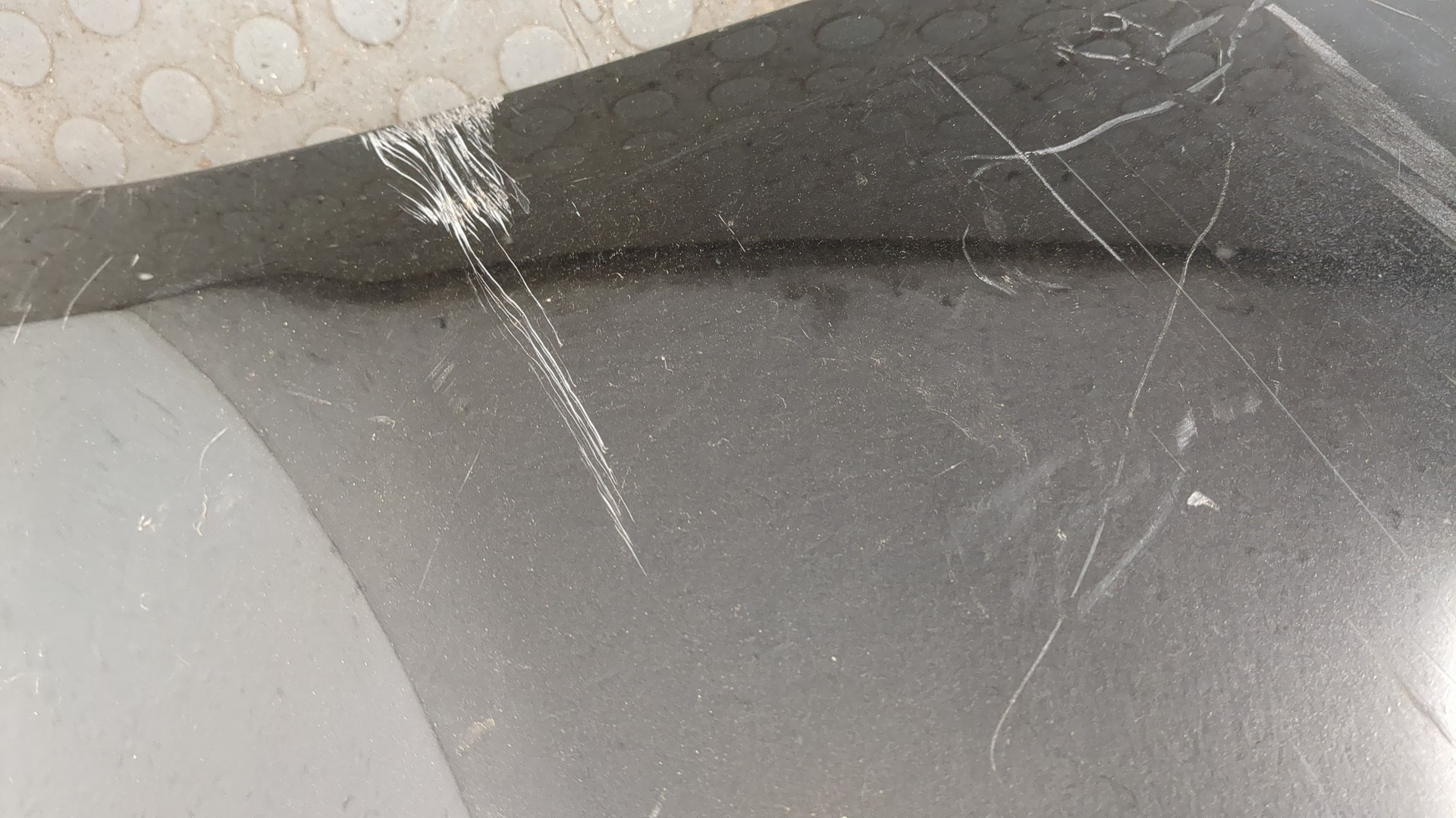 Бампер передний