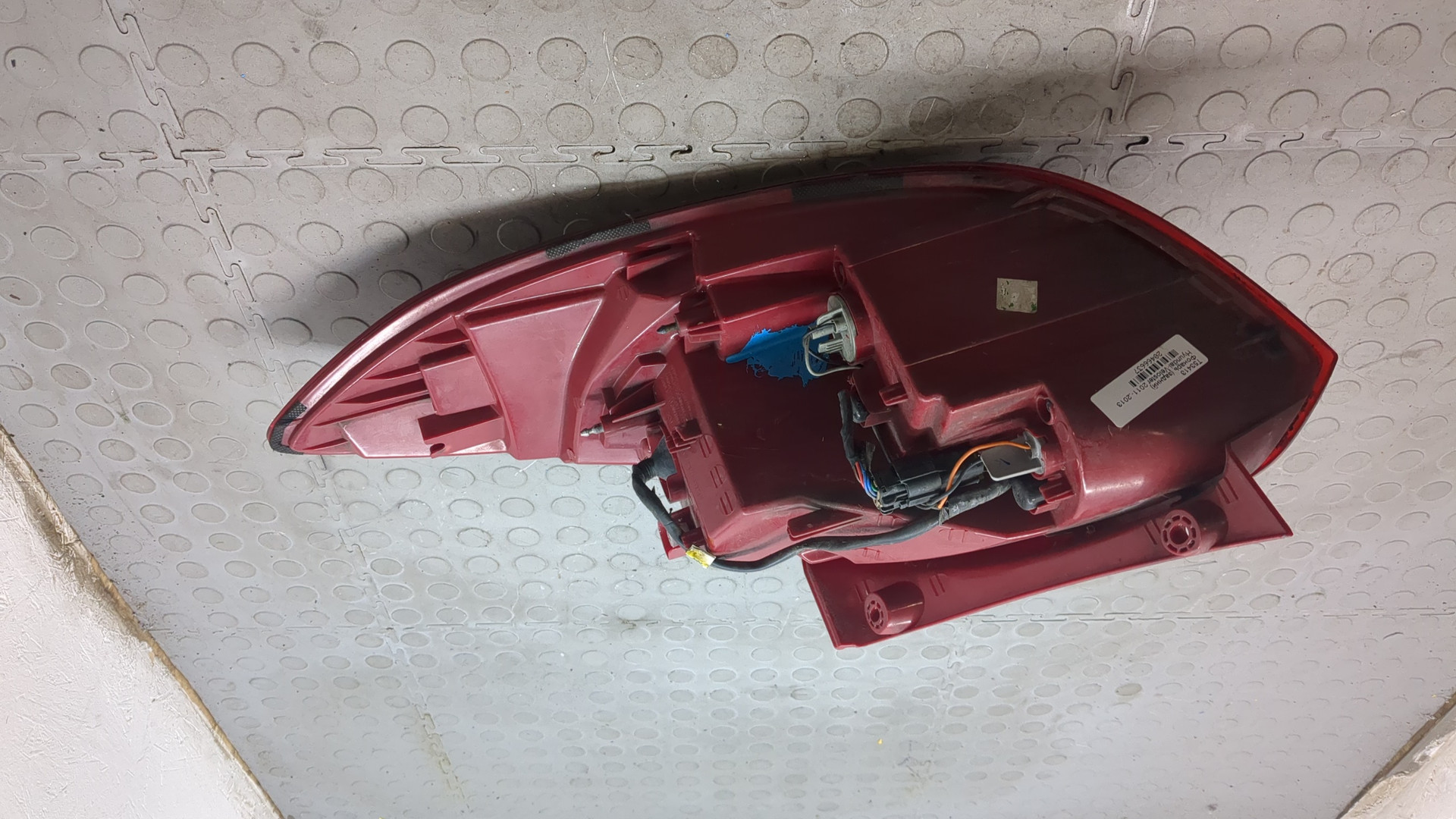 Фонарь задний левый