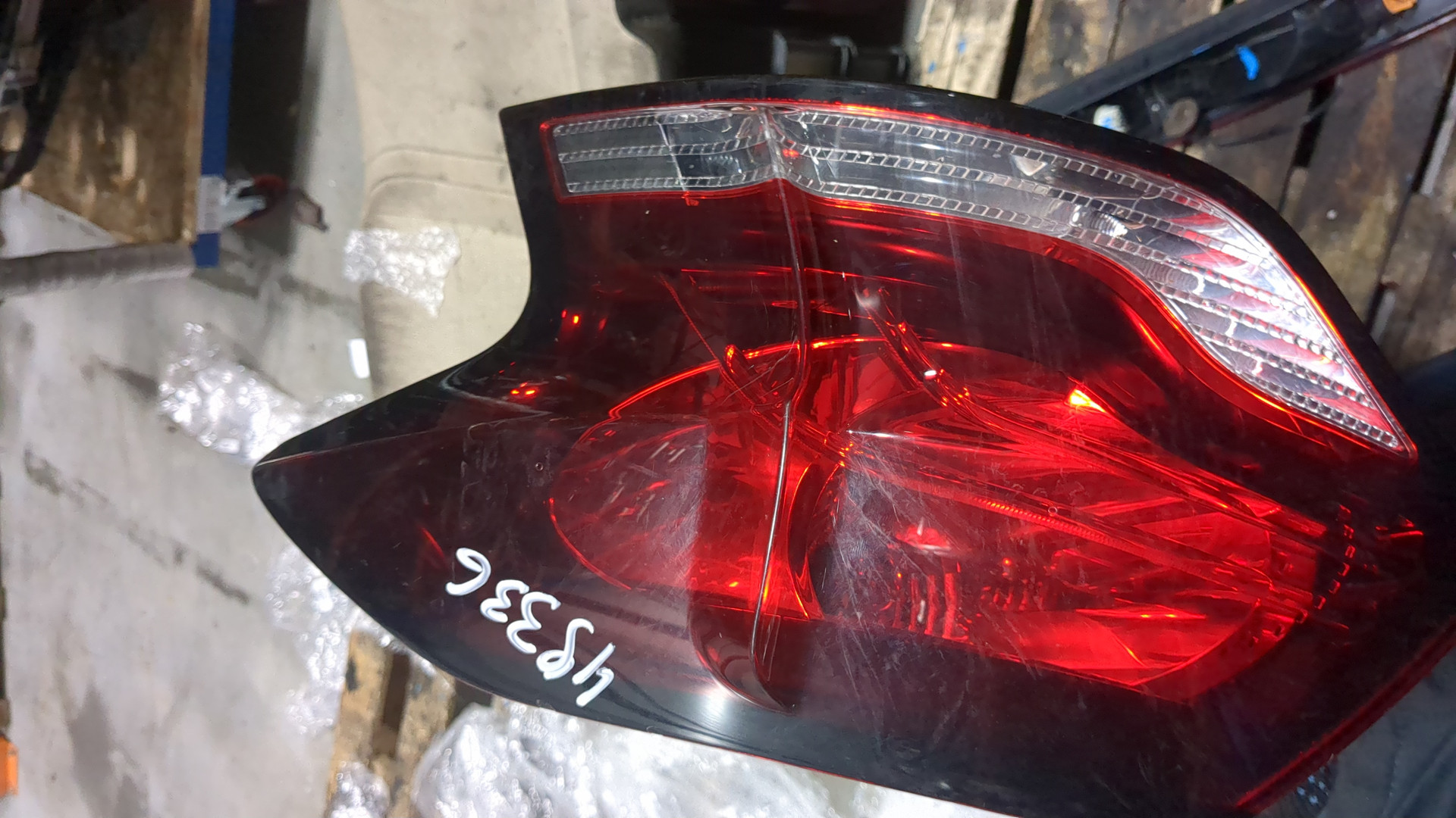 Фонарь задний правый