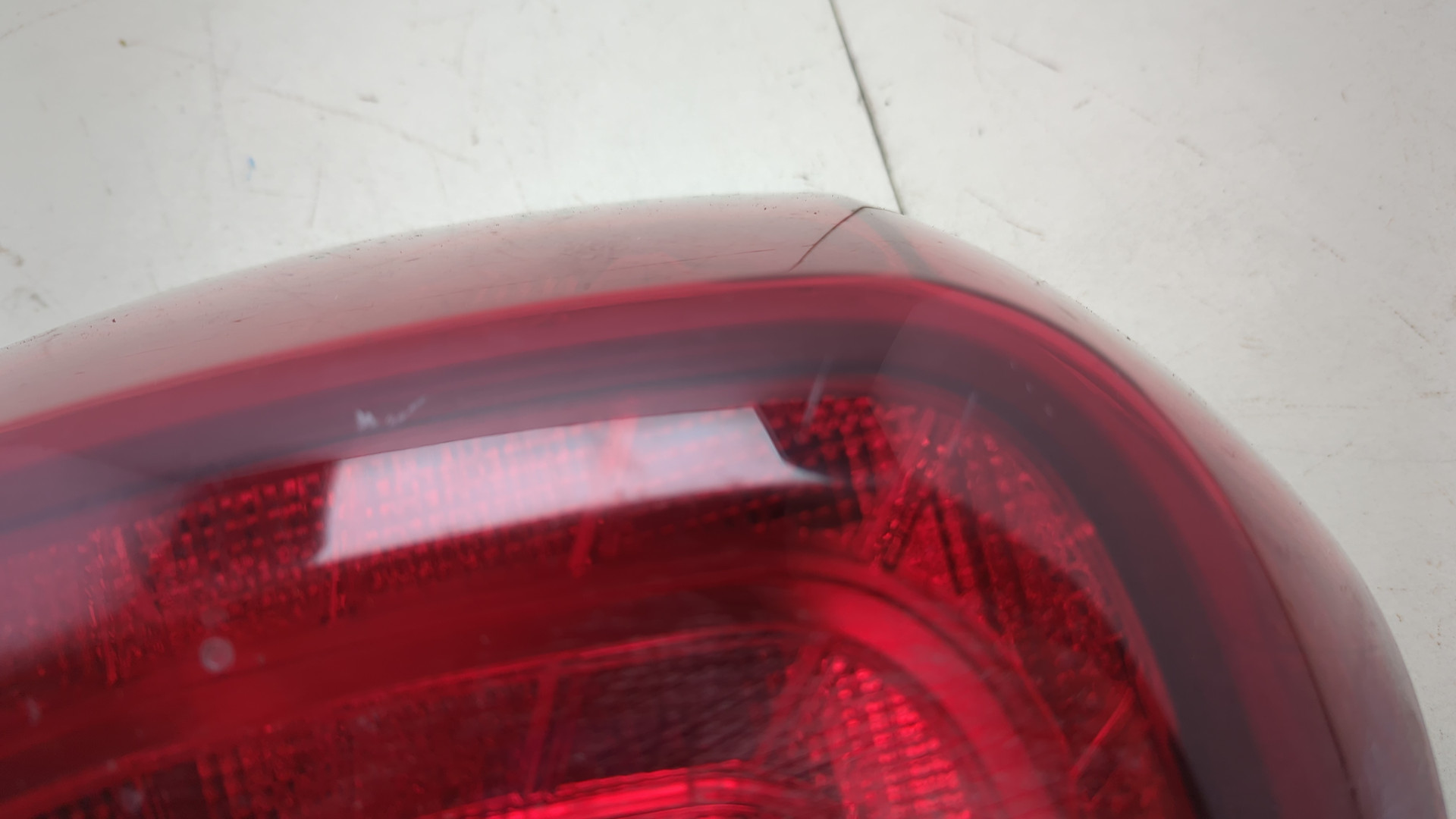 Фонарь задний левый