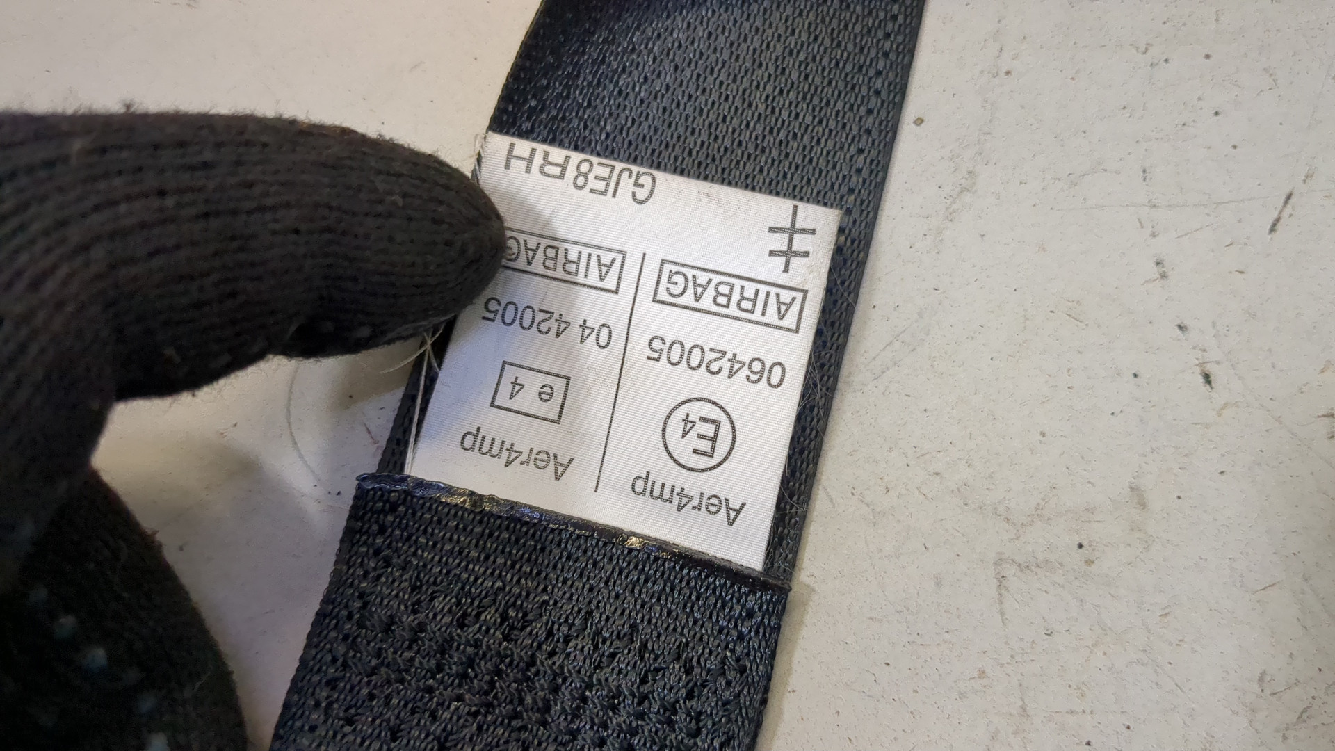 Ремень безопасности