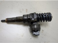 038130073BN, 038130079TX Форсунка топливная Volkswagen Caddy 2004-2015 20470163 #1