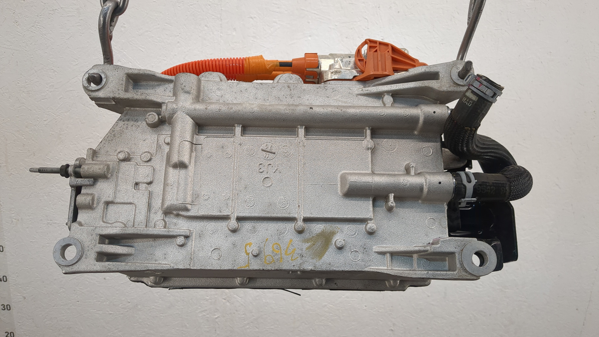 Преобразователь напряжения (адаптер)