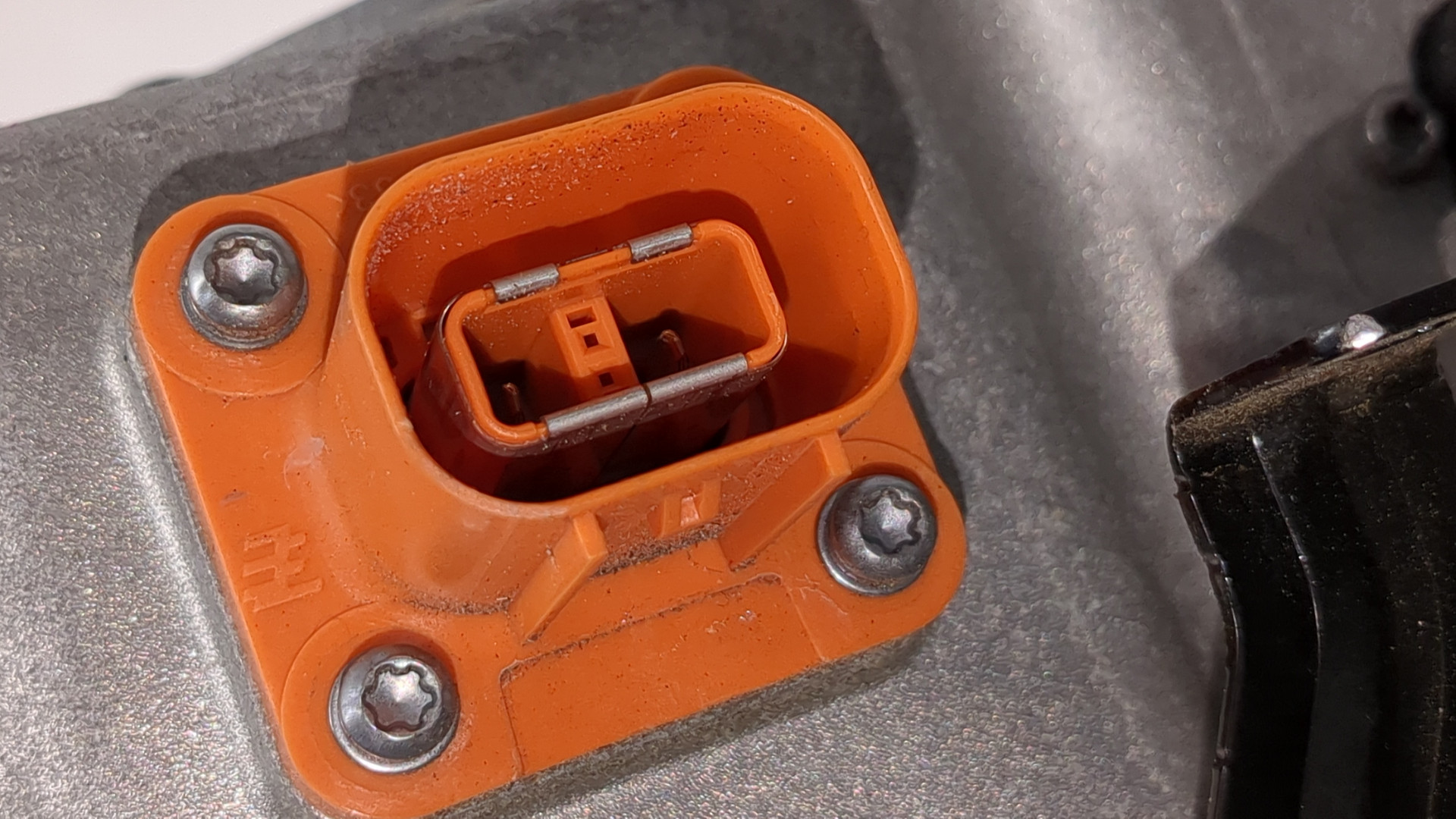 Преобразователь напряжения (адаптер)