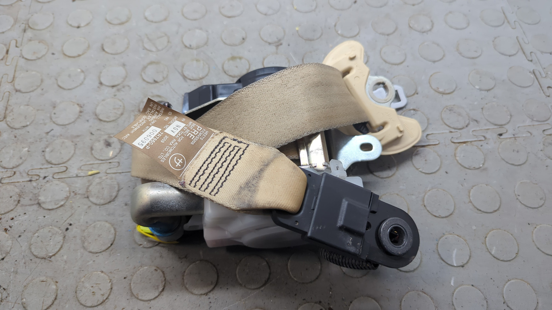 Ремень безопасности