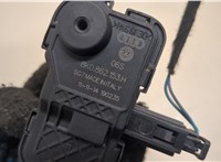  Электропривод запирания бака Audi SQ5 2013-2017 20472203 #2