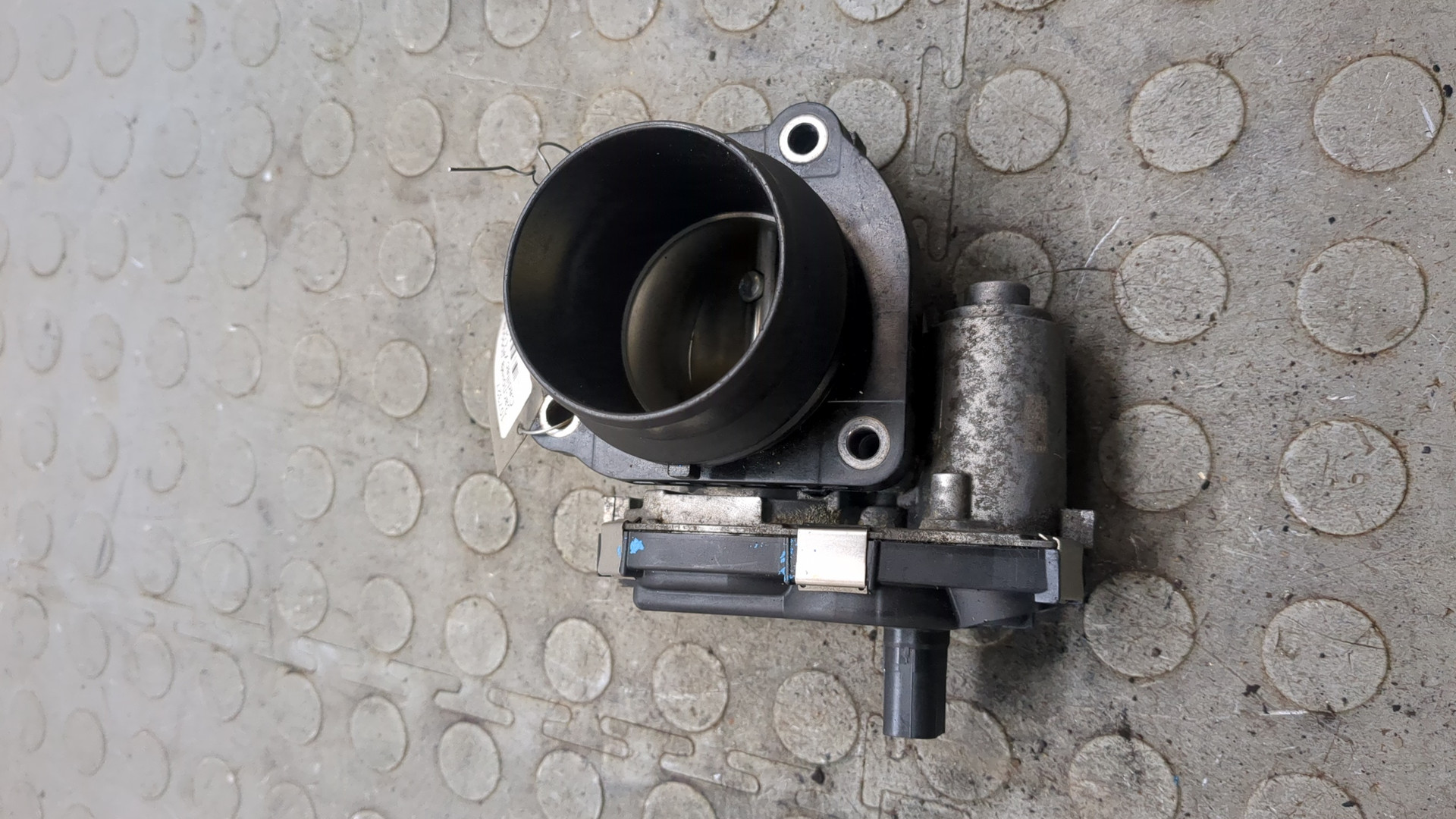 Заслонка дроссельная электрическая