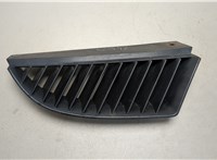  Решетка радиатора Mitsubishi Colt 2002-2012 20475701 #1