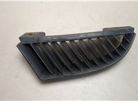  Решетка радиатора Mitsubishi Colt 2002-2012 20475706 #1