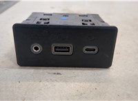 Разъем AUX/USB Chevrolet Equinox 2017-2021 20476833 #1