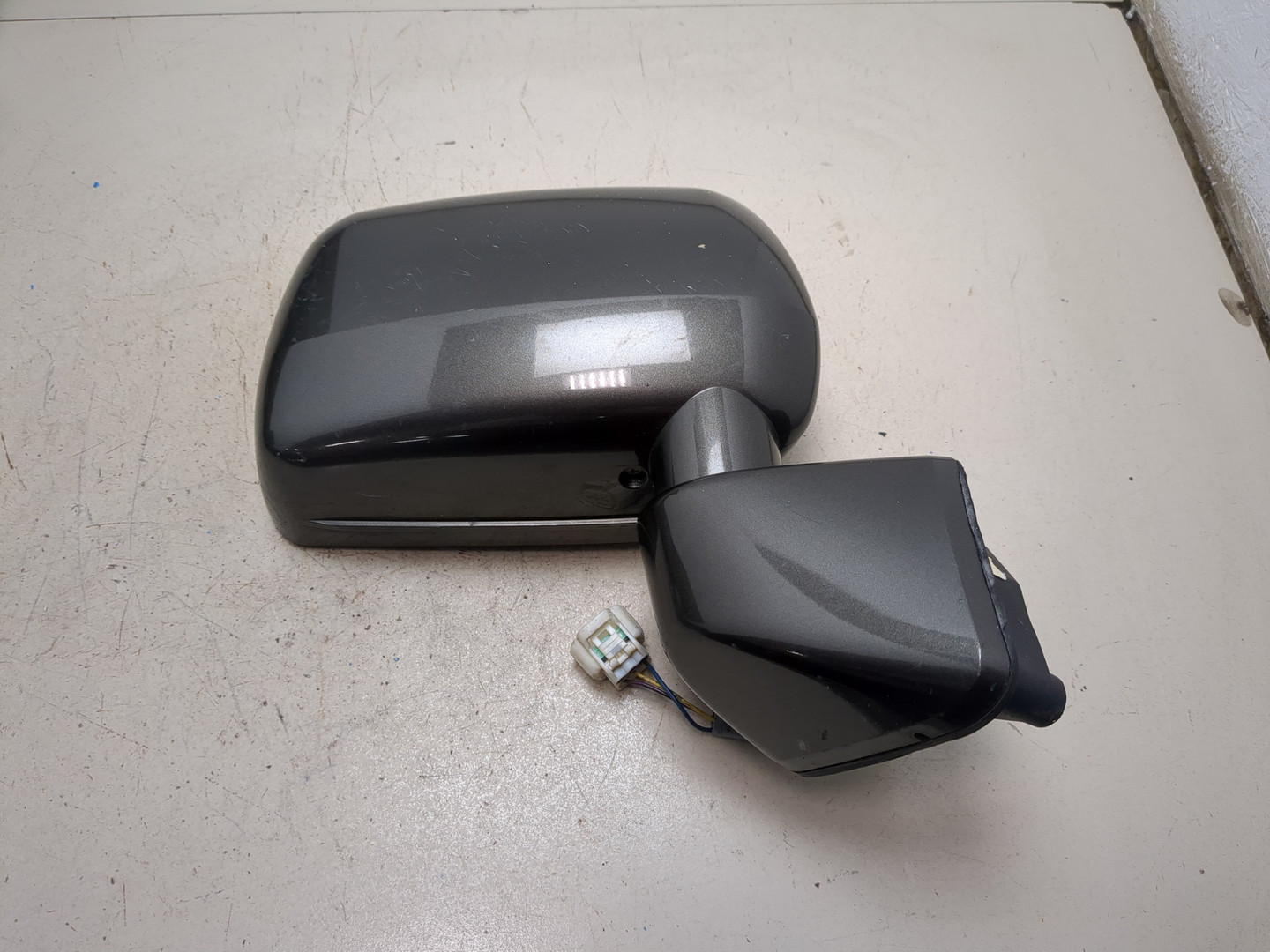 Зеркало правое электрическое