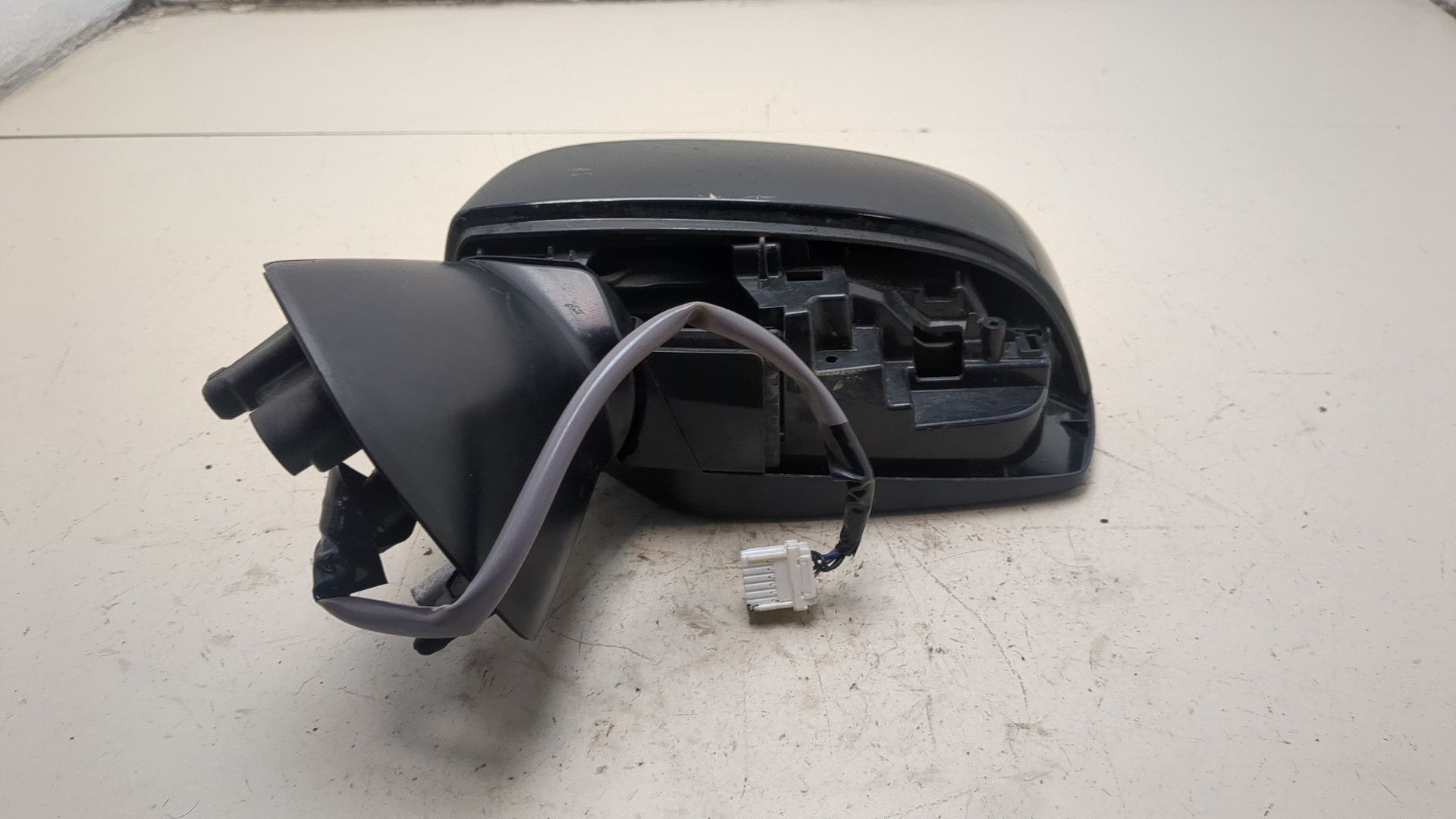 Зеркало левое электрическое