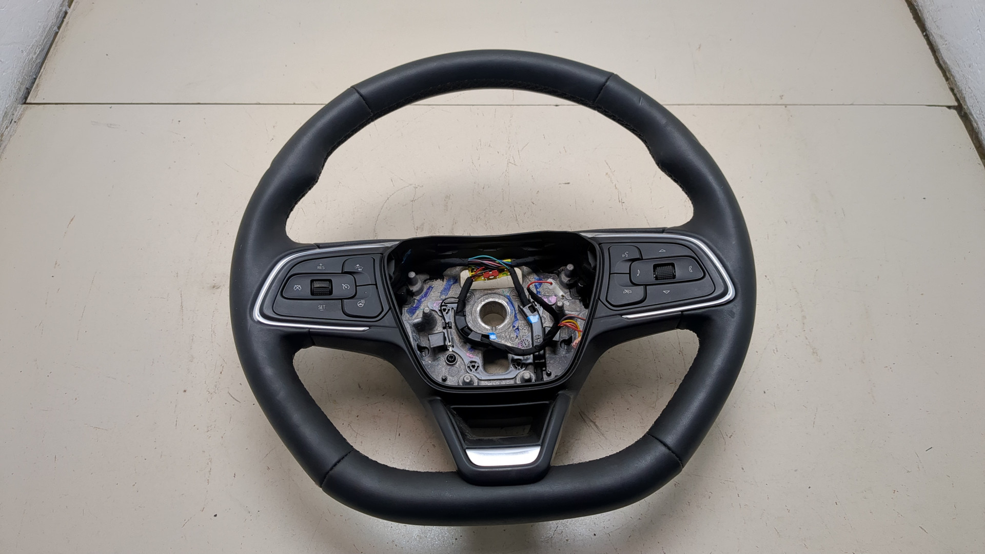 Рулевое колесо (руль)