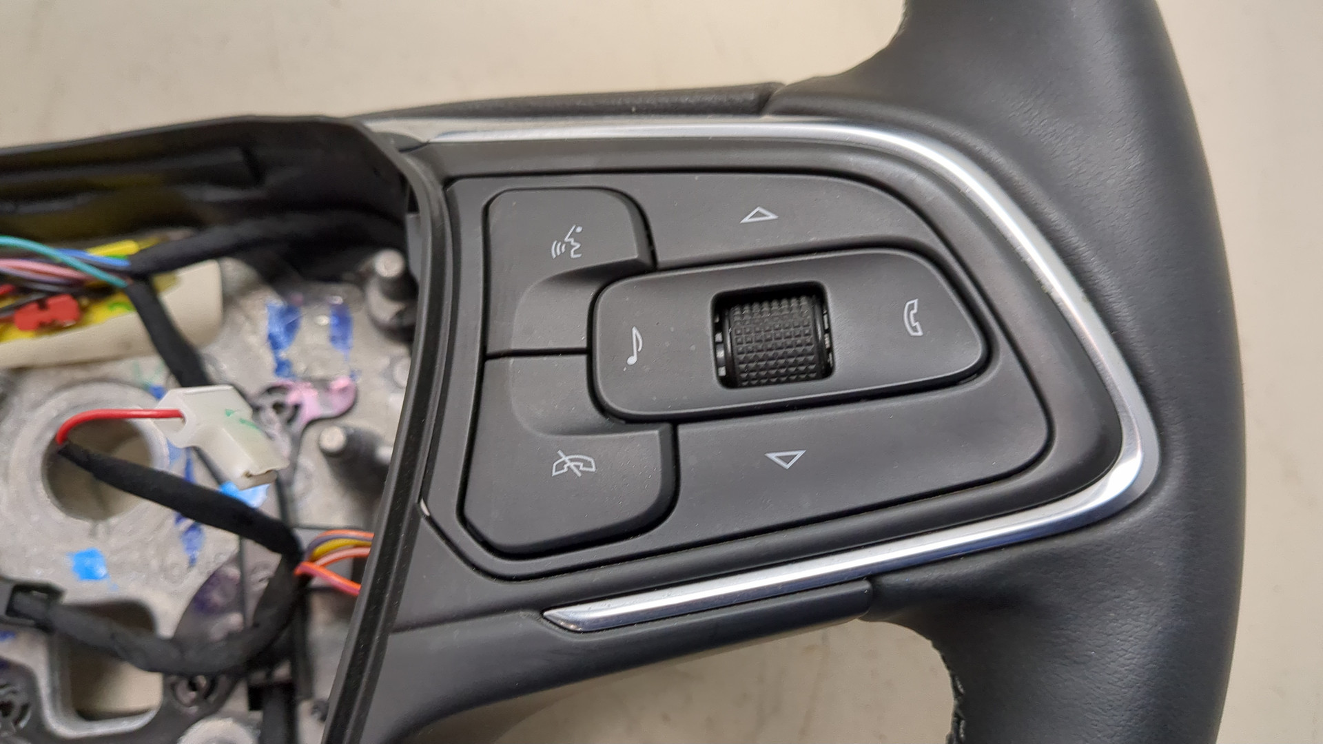 Рулевое колесо (руль)