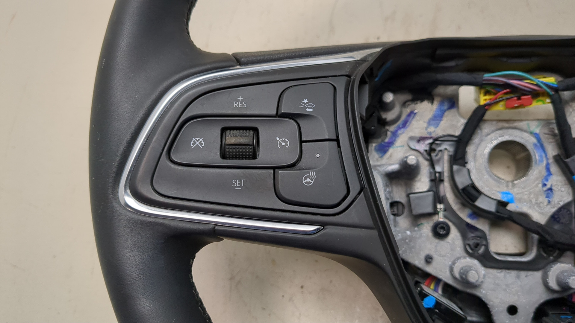 Рулевое колесо (руль)