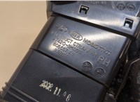 97420-3M000 Дефлектор обдува салона Hyundai Genesis 2008-2013 20479657 #2