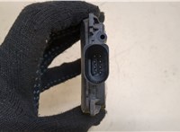  Датчик слепых (мертвых) зон Volkswagen Tiguan 2016-2020 20479726 #2