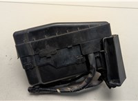  Блок предохранителей Mitsubishi Pajero / Montero 2000-2006 20479931 #2