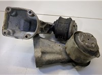  Подушка крепления двигателя Mercedes C W203 2000-2007 20482032 #2