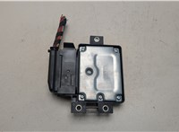  Блок управления стояночным тормозом Volkswagen Tiguan 2011-2016 20484590 #4