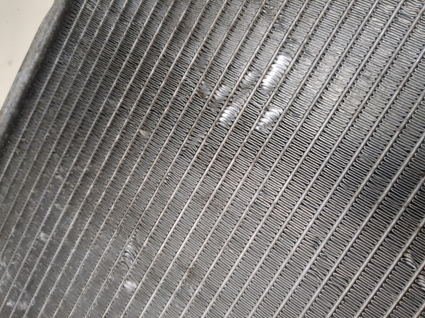 Радиатор охлаждения двигателя основной