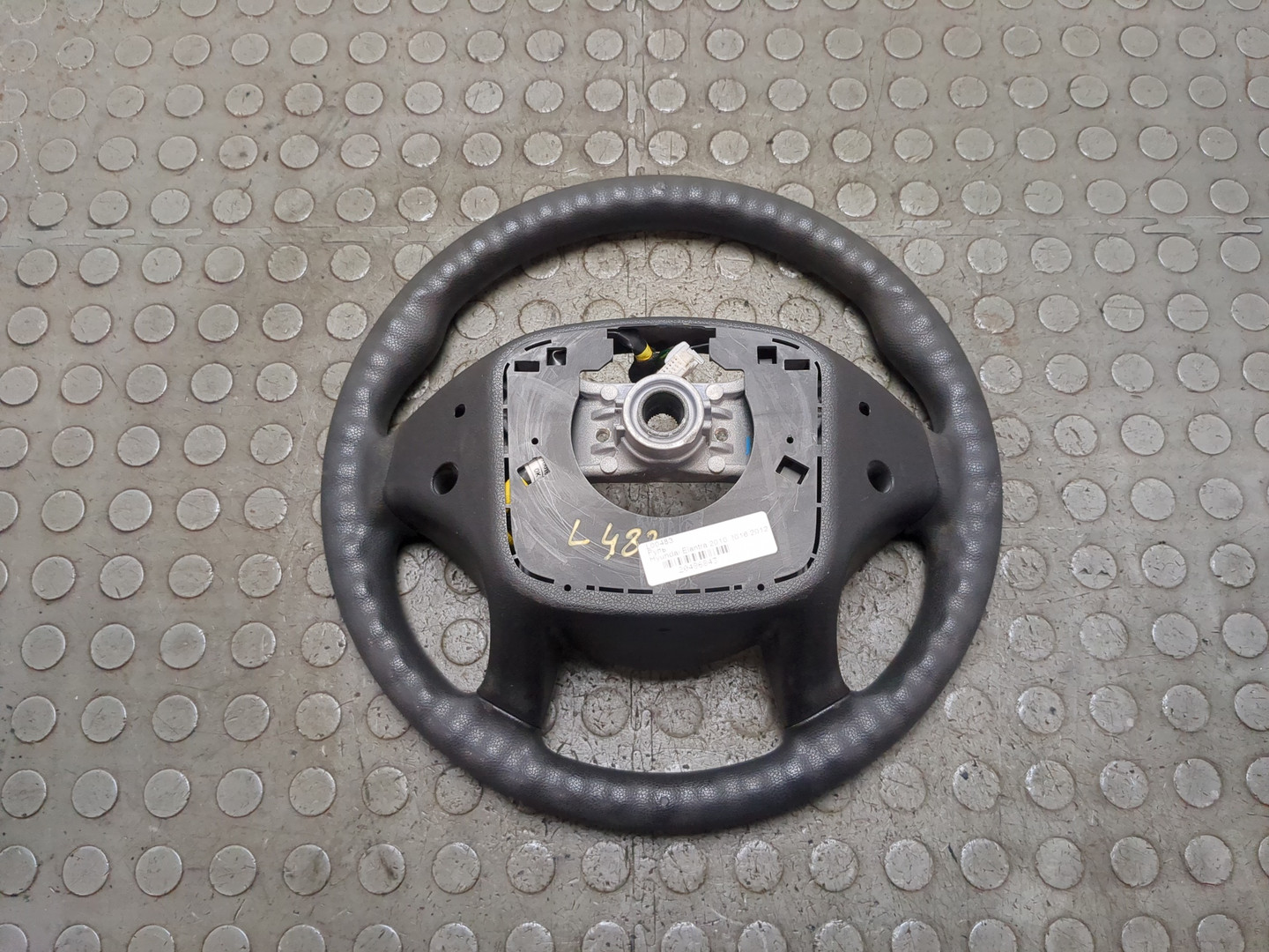 Рулевое колесо (руль)