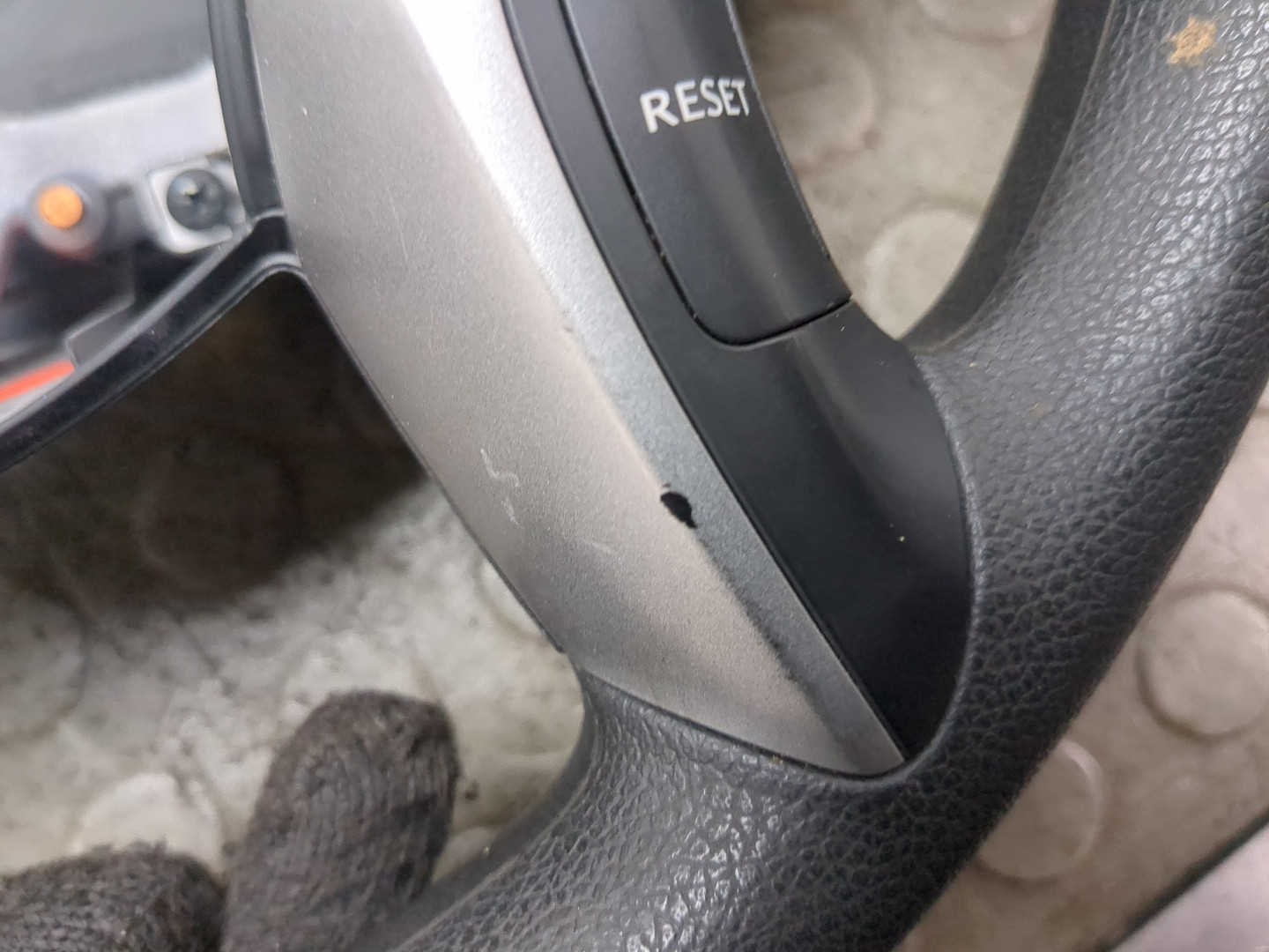 Рулевое колесо (руль)