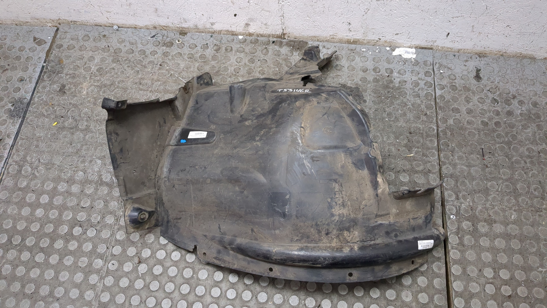 Локер передний правый