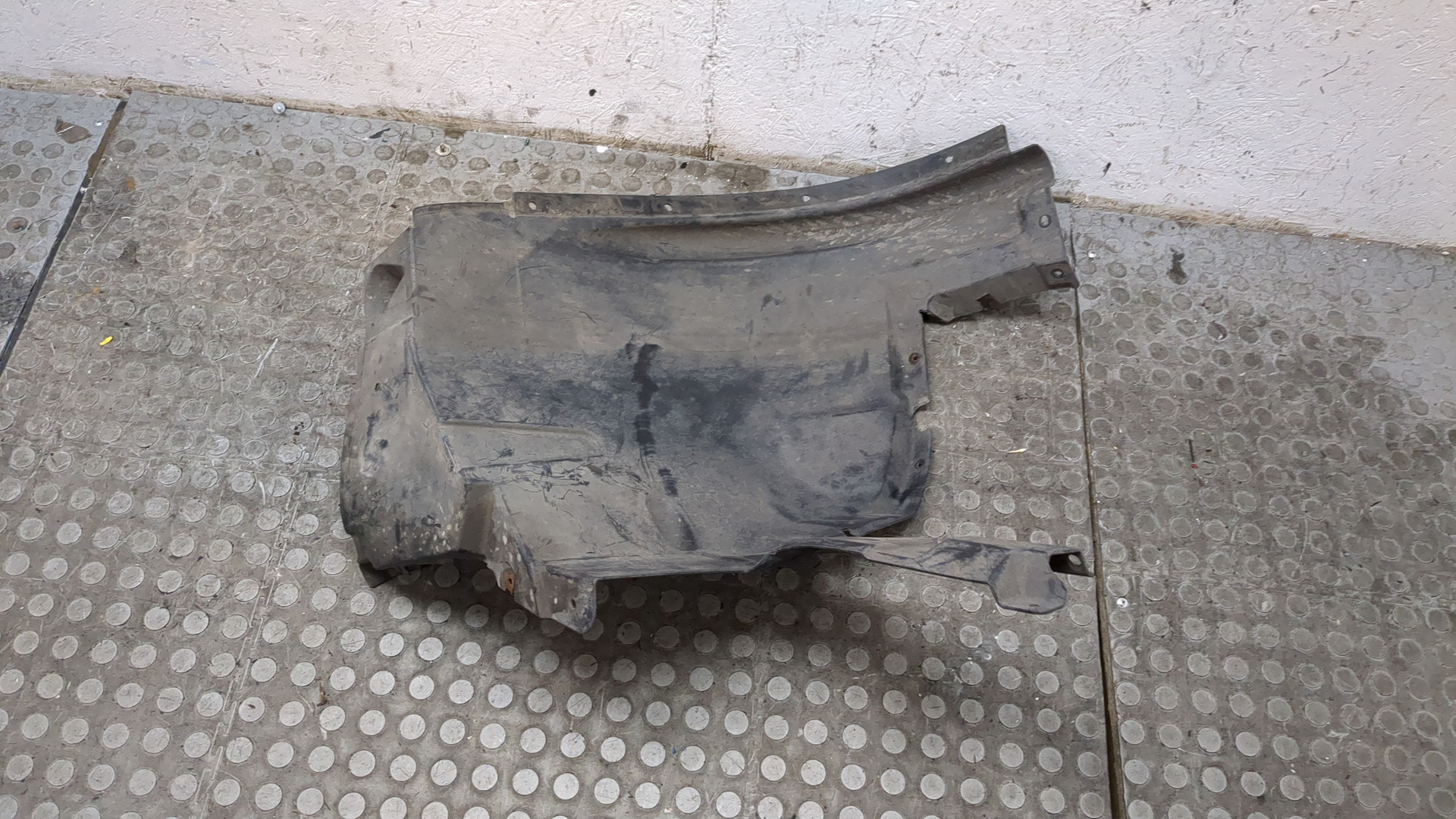 Локер передний правый